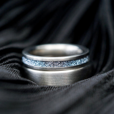Feiertag Wedding Bands